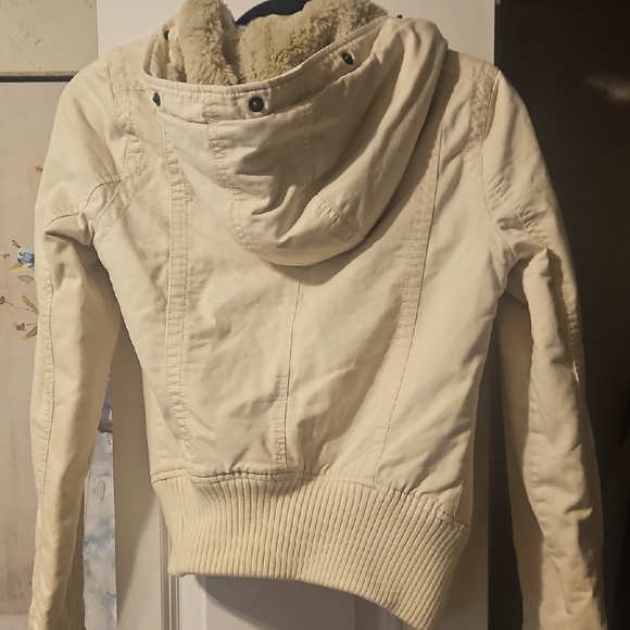 Hollister Off-White Hooded Jacket - Picture 3 of 3